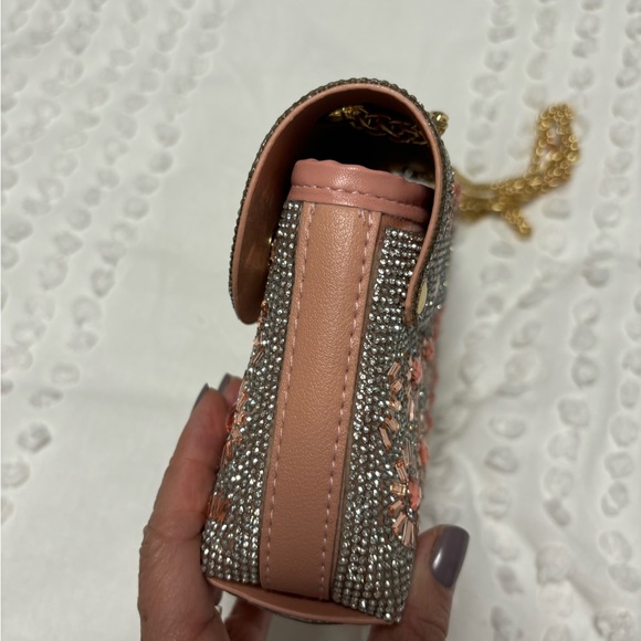 Purse - Picture 2 of 5